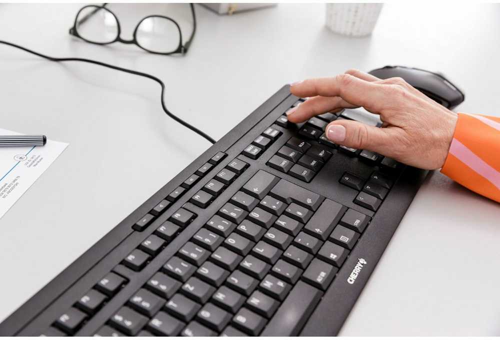 CHERRY STREAM Klaviatūra, klaviatūra - juodas, FR-išdėstymas, Cherry SX-Scherentechnologie