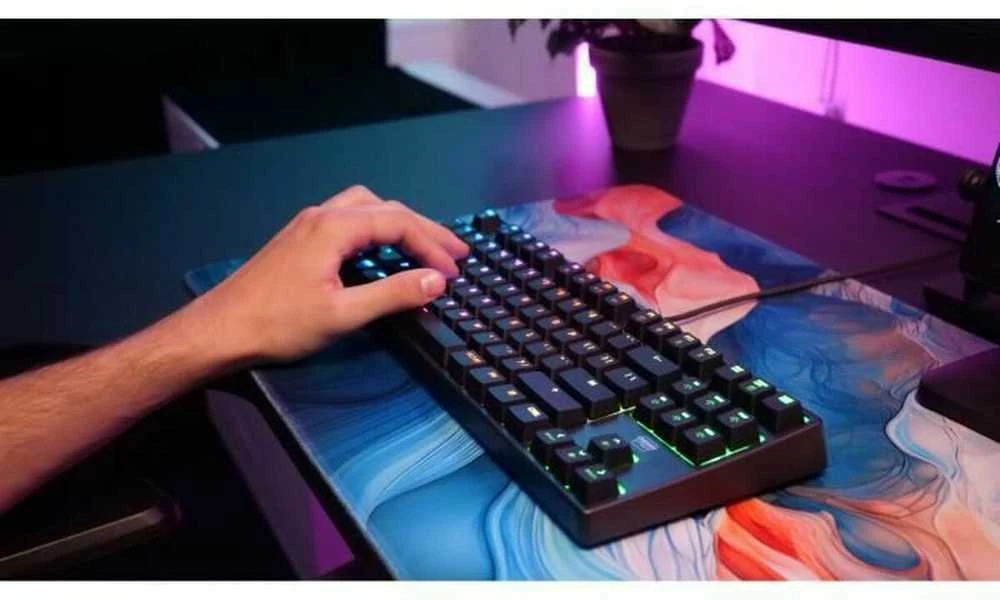 Cherry Klaviatūra K4V2 TKL FR Juodas