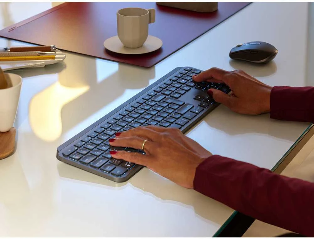Klaviatūra LOGITECH MX klavišai verslui, grafito spalvos (JAV)