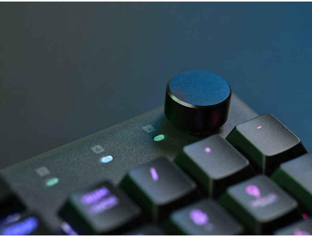 TRUST GXT 866 TORIX RGB mechaninė klaviatūra