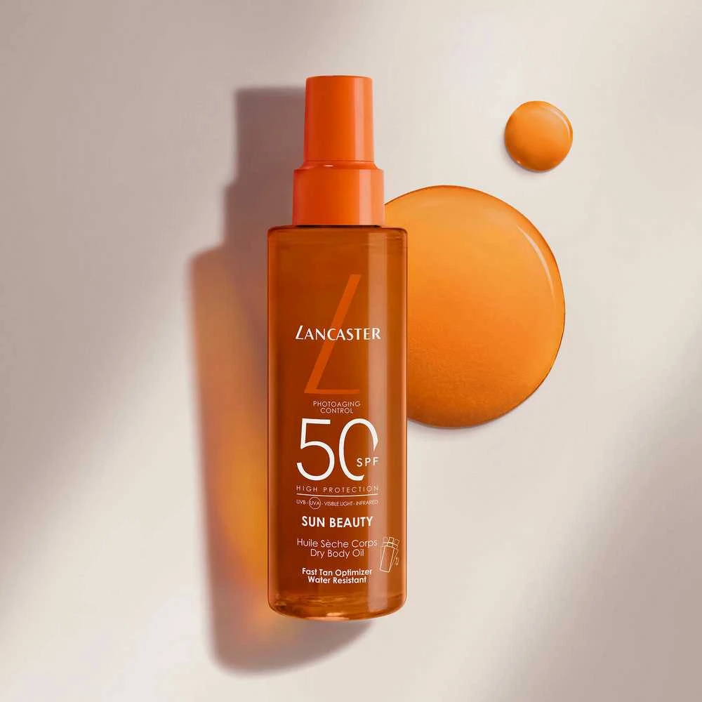 „Lancaster Sun Beauty Fast Tan Optimizer Satin Dry Oil“ – greito įdegio optimizatorius, pasižymintis dideliu SPF50 poveikiu, 150 ml
