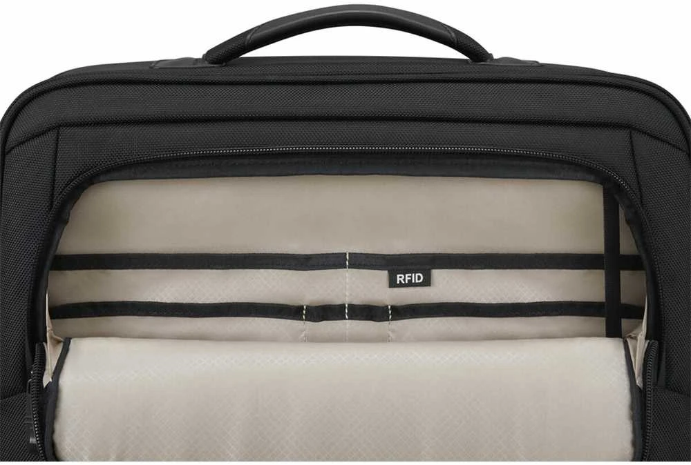 Lenovo | ThinkPad Professional | Tinka iki 14 " | Topload | Atsparus vandeniui | Juodas