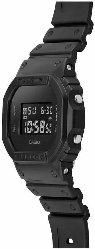 Laikrodis Casio G-Shock DW-5600UBB-1ER