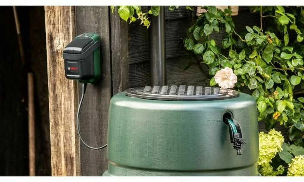 Bosch vandens siurblys GardenPump 18V-2000 be akumuliatoriaus ir kroviklio