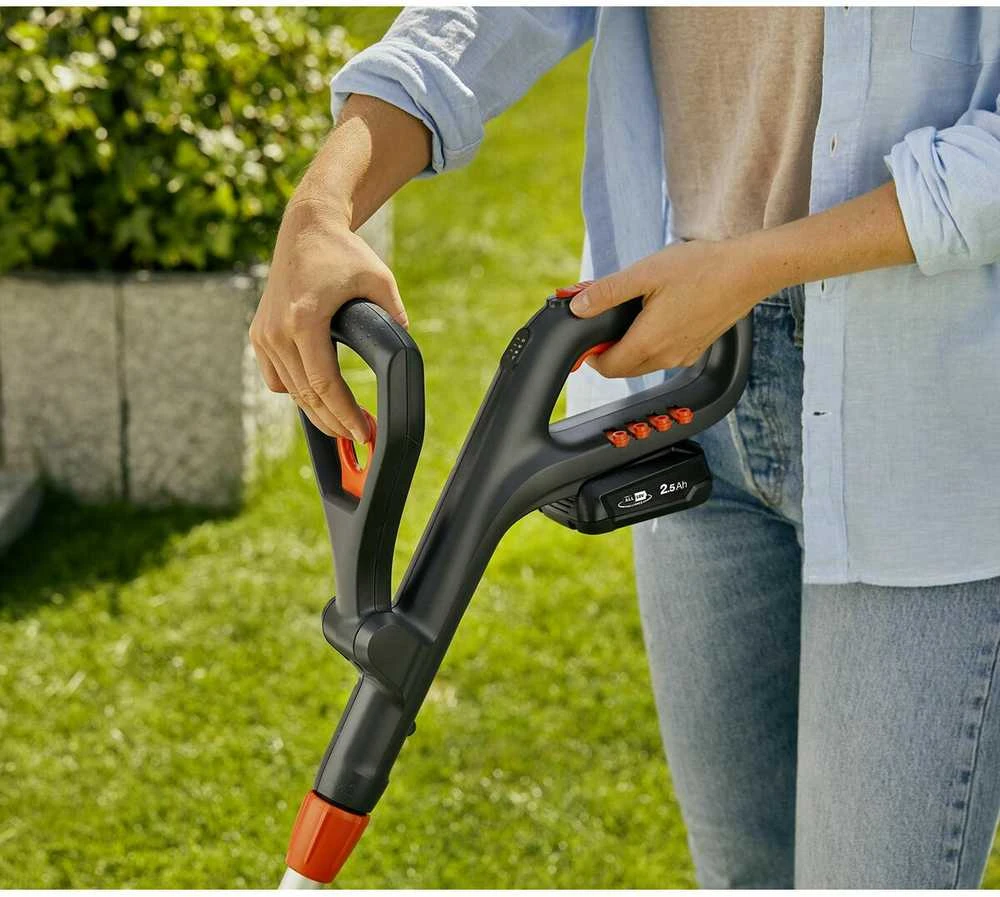 Gardena akumuliatorinė žoliapjovė EasyCut 23/18V P4A 18V pilnas komplektas