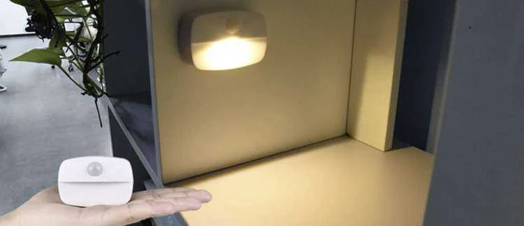 LED naktinė lemputė su judesio jutikliu Izoxis 22090