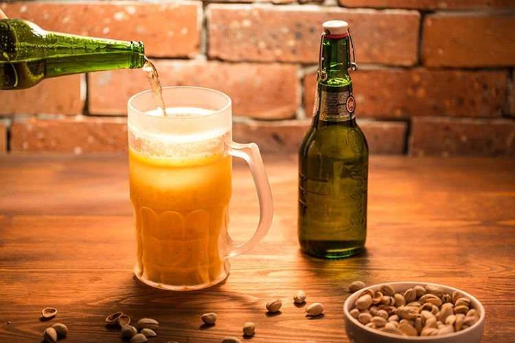 Ledinis alaus bokalas „CHILLER XXL“ 650 ml - auksinis