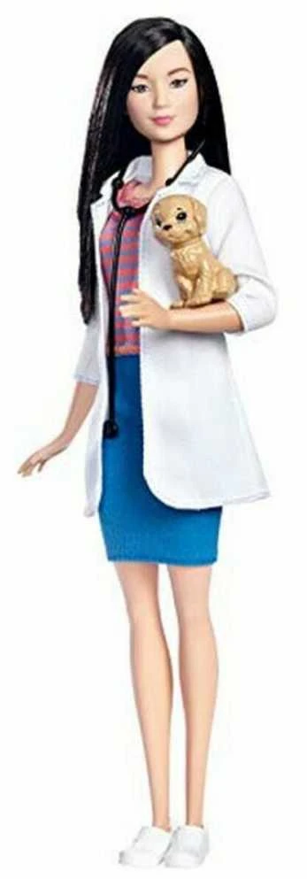 Barbie lėlė vizažistė