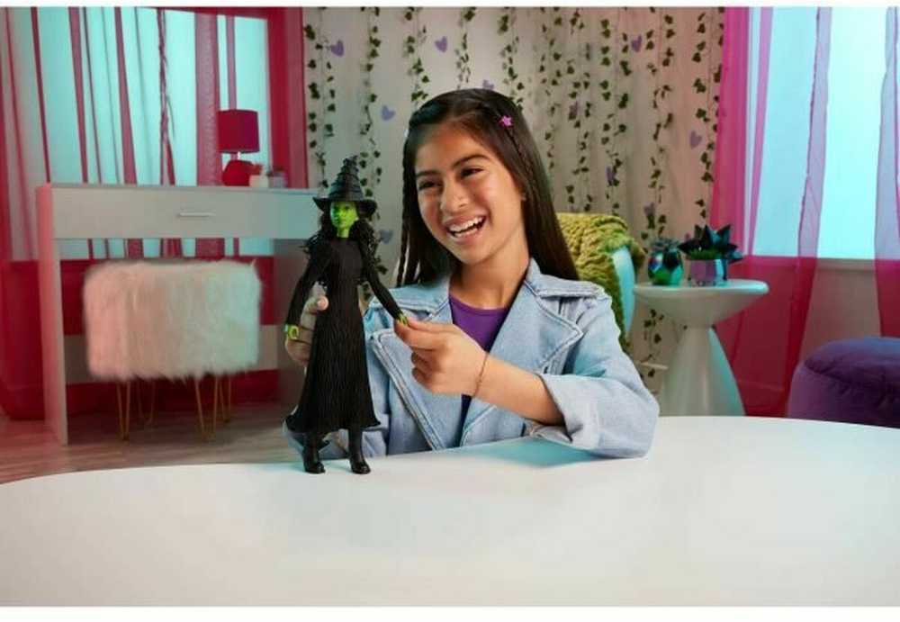 Mattel Collectible Singing Elphaba Doll from WICKED ZA6067