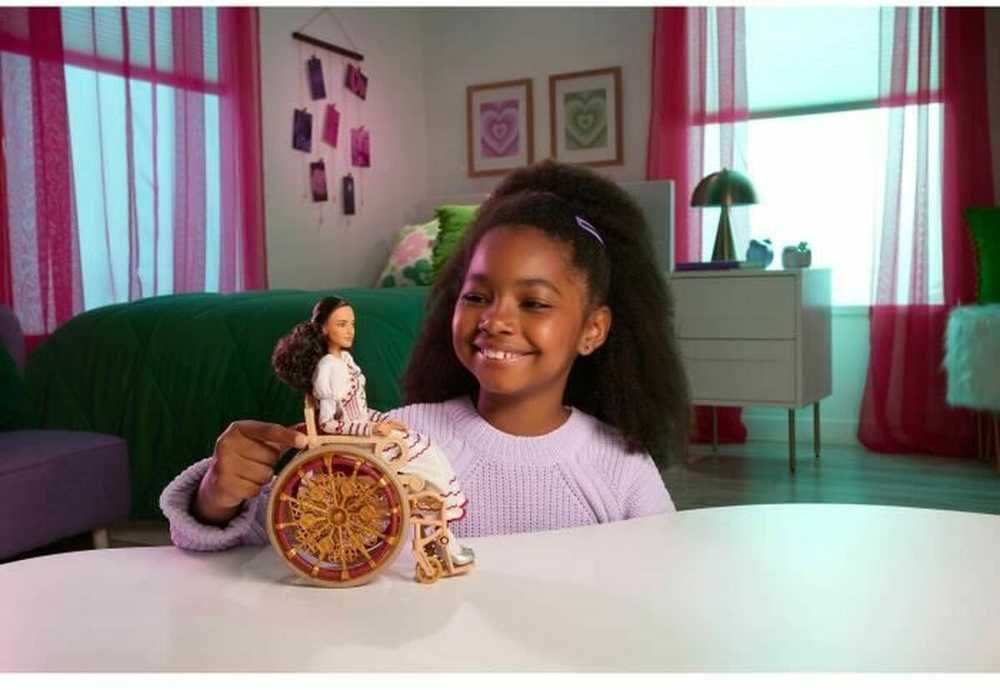 Mattel Lėlė Nessarose su invalido vežimėliu Wicked