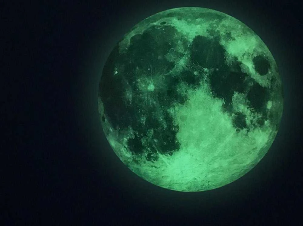 Lipdukas MOON šviečia tamsoje