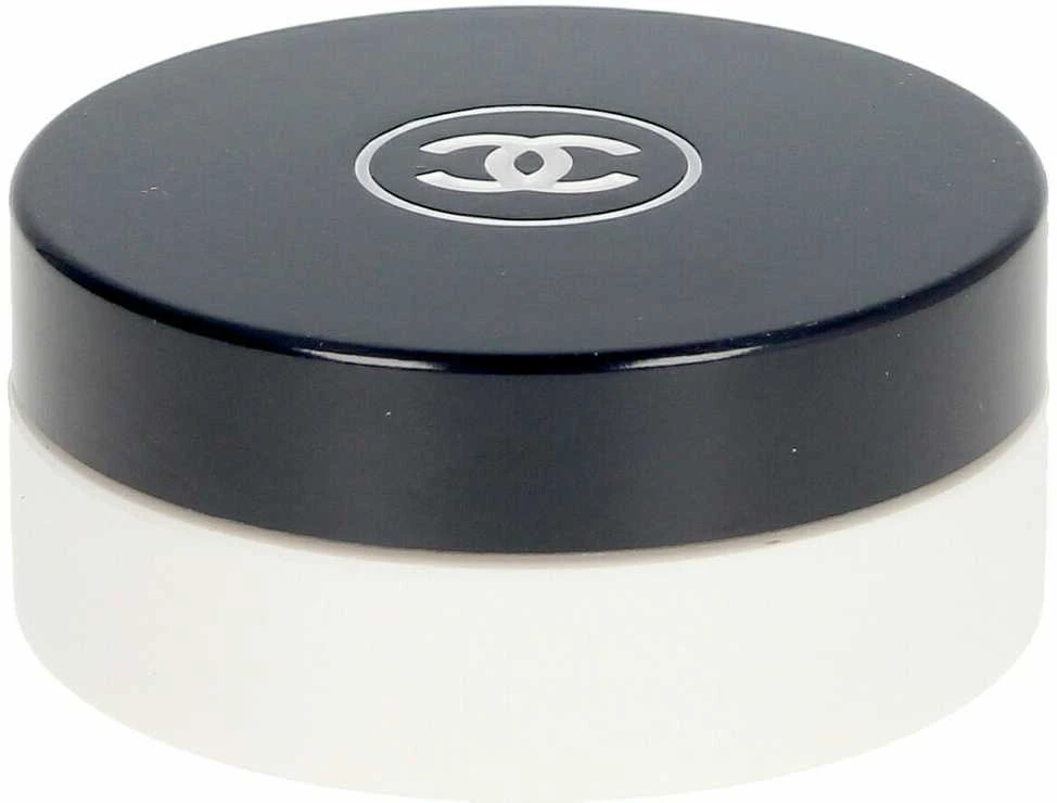 Chanel Hydra Beauty Nutrition maitininantis Lip Care maitinanti priemonė lūpoms, 10 g