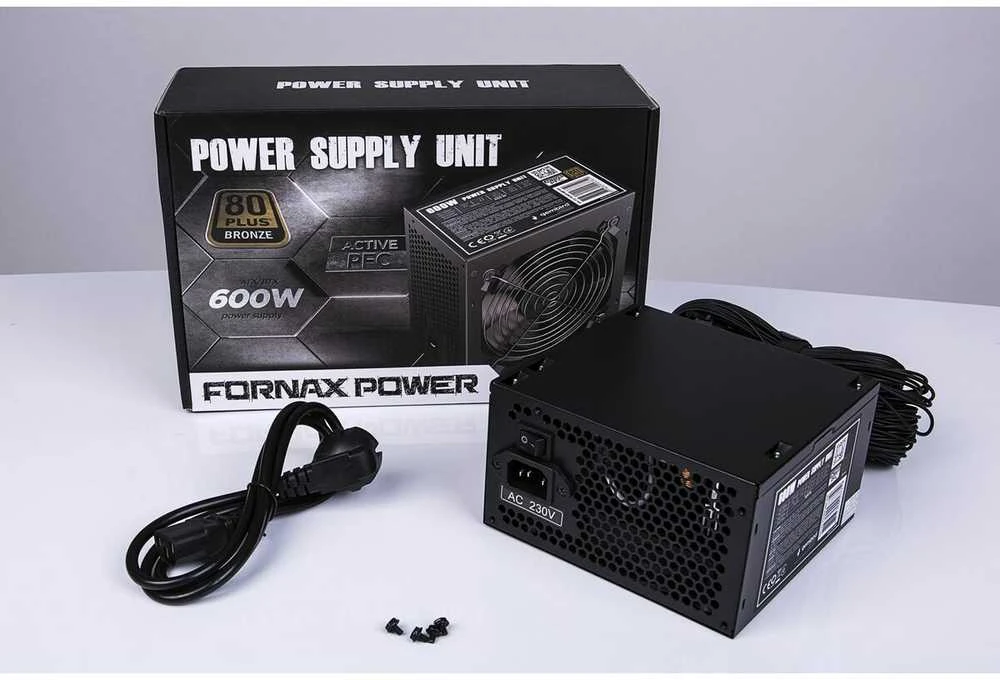GEMBIRD maitinimo blokas 600W aktyvus PFC 12 cm ventiliatorius 80+ bronzos spalvos dėžutė
