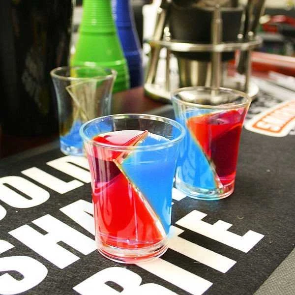 Mažos geriamosios stiklinės „Twister“ 5 vnt.