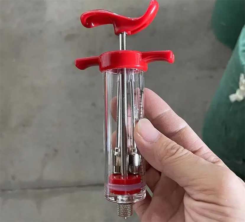 Mėsos švirkštas su trimis adatomis 30 ml