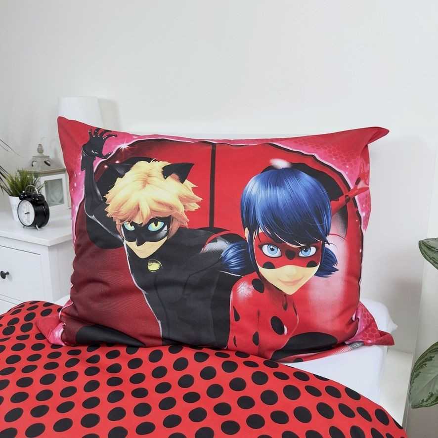 Patalynė bawełniana 140x200 Biedronka i Juodas Kot Ladybug Miraculous raudona w juoda kropki JF24
