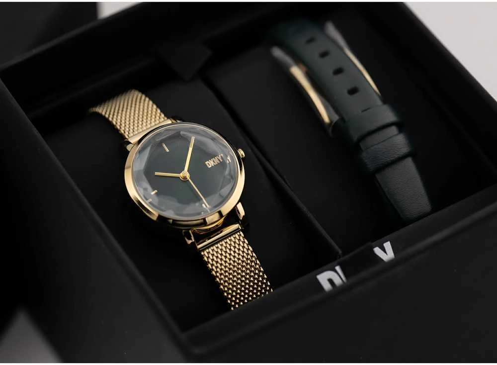 Laikrodis moterims BERING CLASSIC 13426-369 - SZAFIR (zx727a)