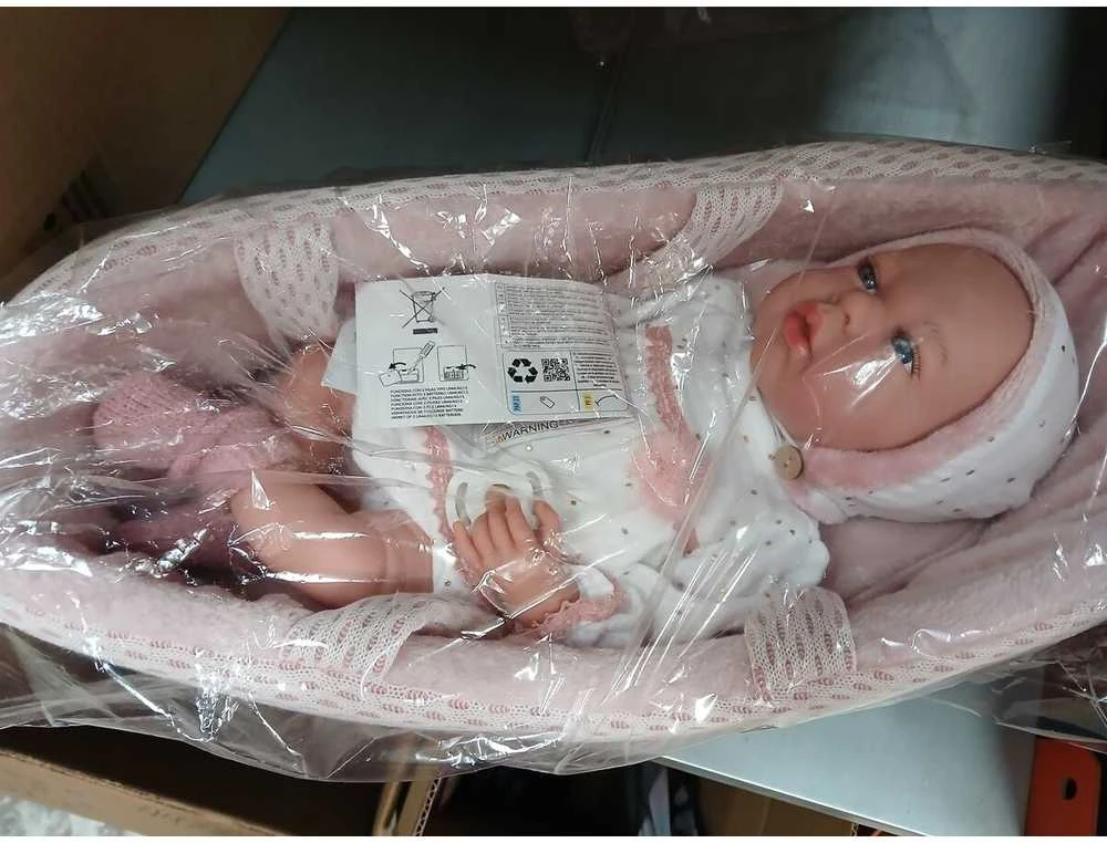 Munecas Arias Arias lėlė su pašiltinta nešykle, su garsu 40 cm