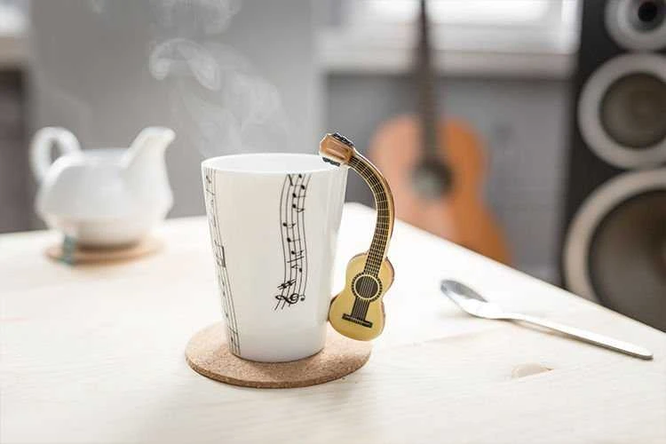 Muzikinis puodelis - KLASIKINĖ GITARA