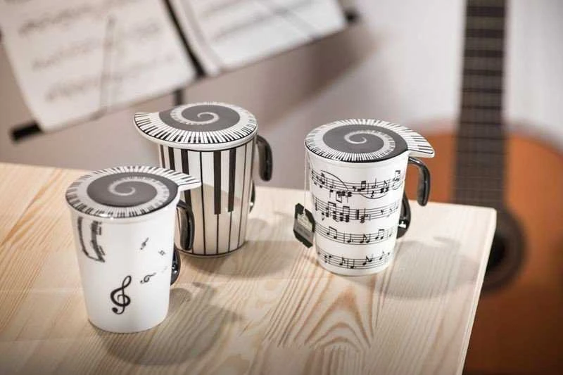 Giftworld Muzikinis puodelis "Natos"