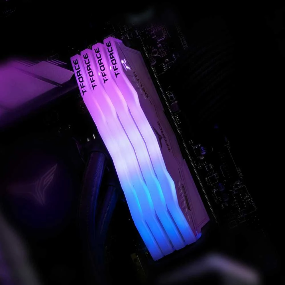 RAM Team Group Komandos grupė TeamGroup T-Force Delta RGB, DDR5, 32 GB, 6000MHz, CL38 (FF4D532G6000HC38ADC01)