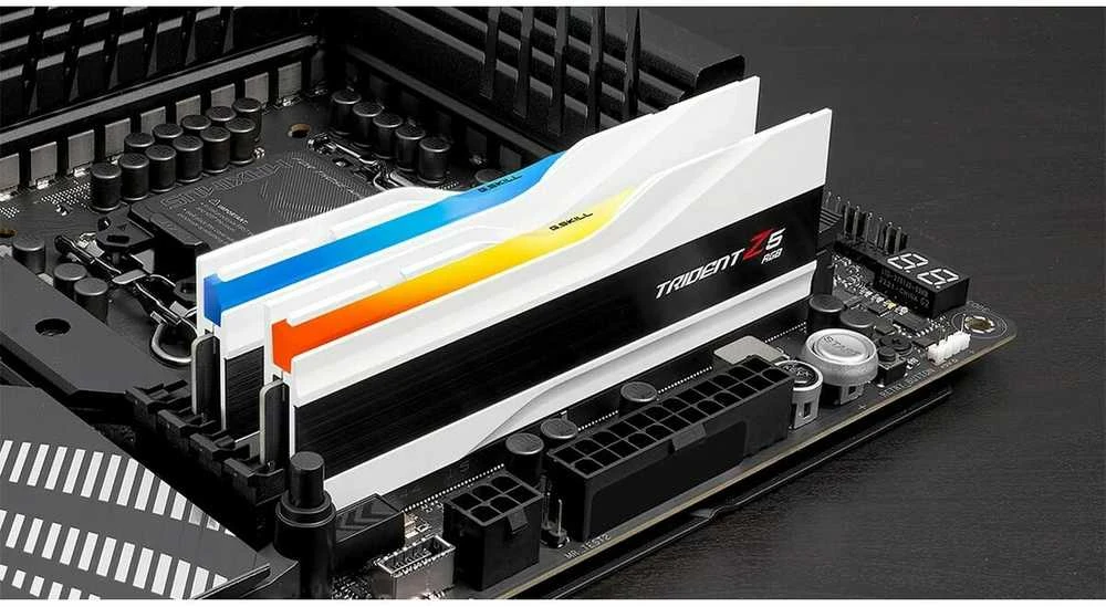 G.Skill Trident Z5 DDR5 operatyvioji atmintis kompiuterio plokštėje