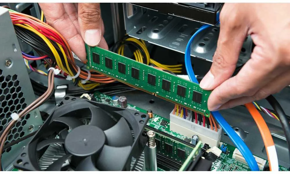 RAM KINGSTON 8GB DDR5 5600MT/s DIMM modulis