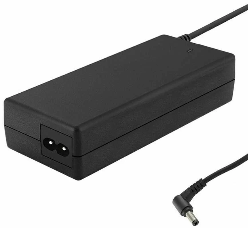QOLTEC 50090 Nešiojamas kompiuteris AC power adapter Toshiba 90W 4.74A 19V 5.5x2.5