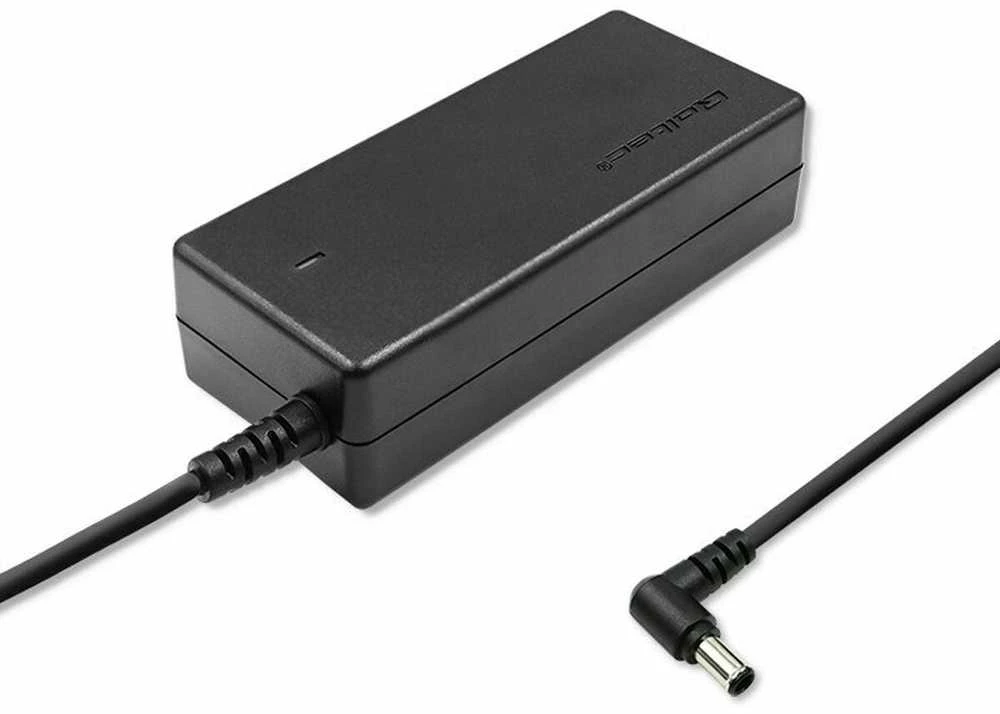 QOLTEC 50073 Nešiojamas kompiuteris AC power adapter Toshiba 65W 3.42A 19V 5.5x2.5
