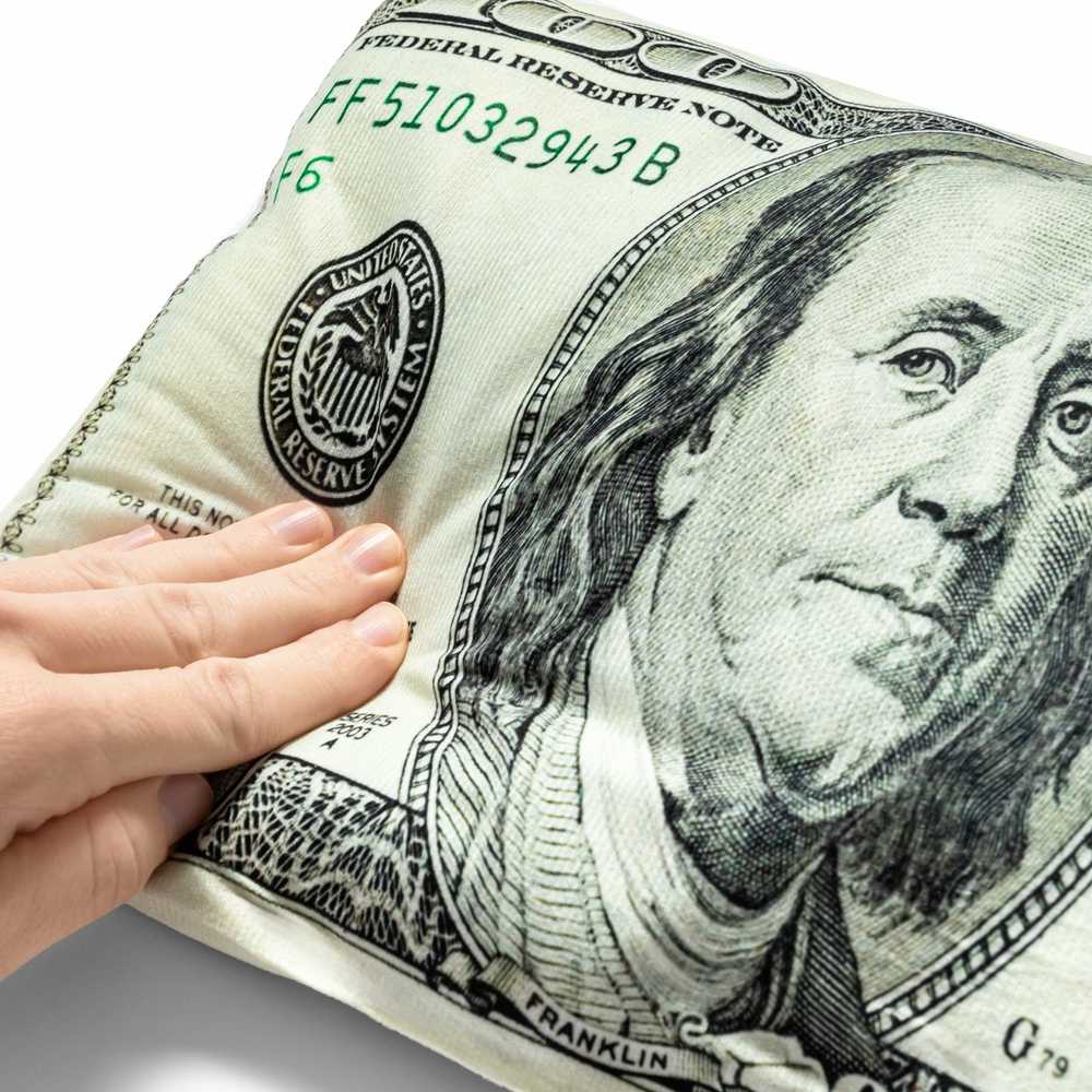 Pagalvė 100 USD