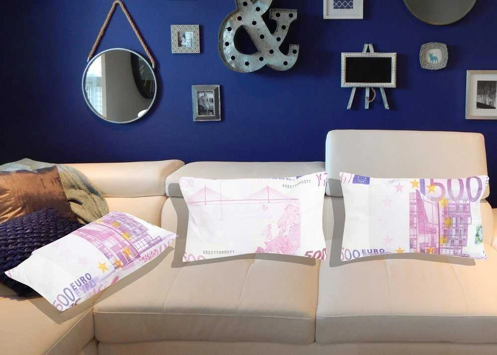 Upominkarnia Dovanų parduotuvė Pagalvė 500 EUR