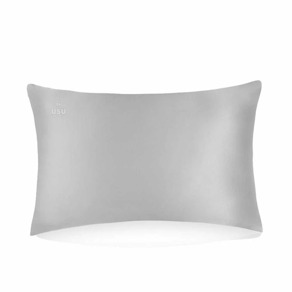 Usu Cosmetics Chok Chok Cushion pagalvės užvalkalas 50 x 75 cm, atspalvis: Pearl Pilkas