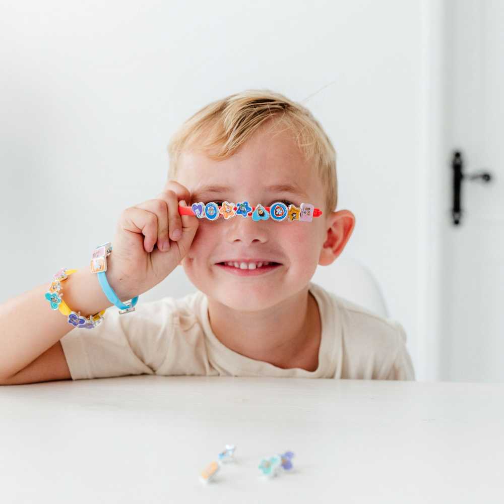 Totum Rinkinys PAW PATROL apyrankėms gaminti, 3 apyrankės, 18 pakabukų
