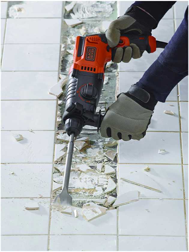 Black & Decker BD Perforatorius 650W KUFER