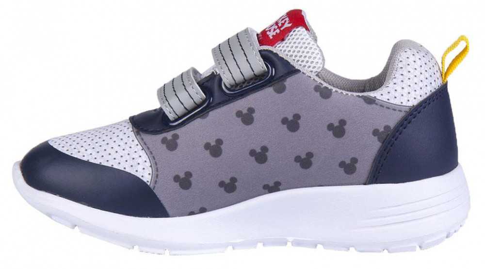 32 pritūpimai Mickey Mouse