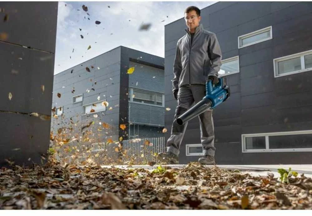 Akumuliatorinis lapų pūstuvas Bosch GBL 18V-750, be akumuliatoriaus ir kroviklio