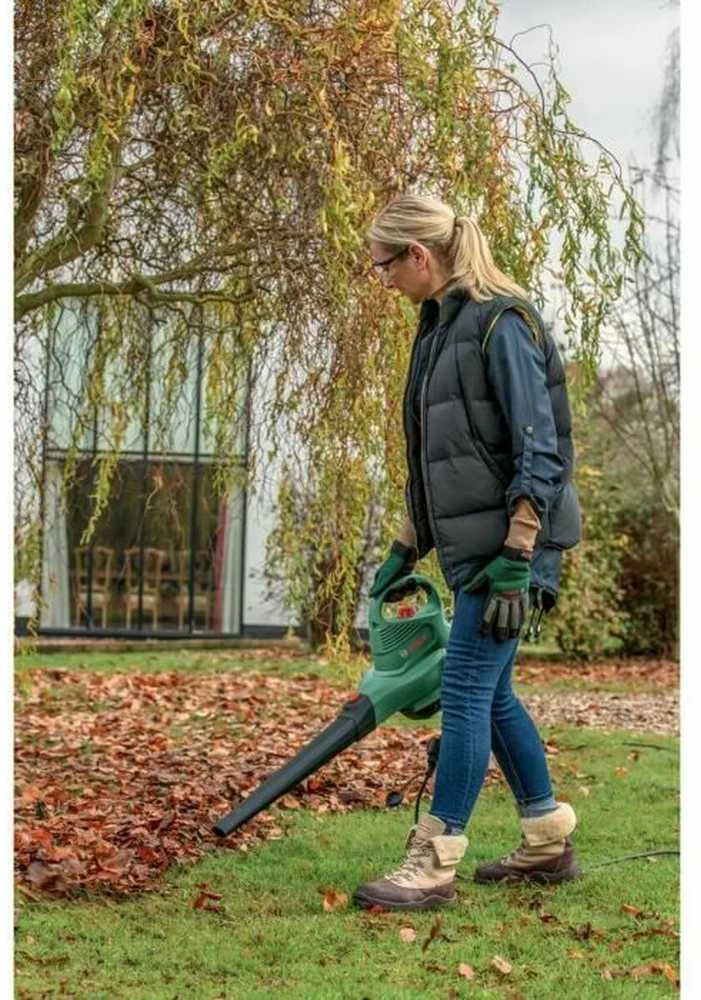 Lapų pūstuvas siurblys Bosch Universal GardenTidy 3000