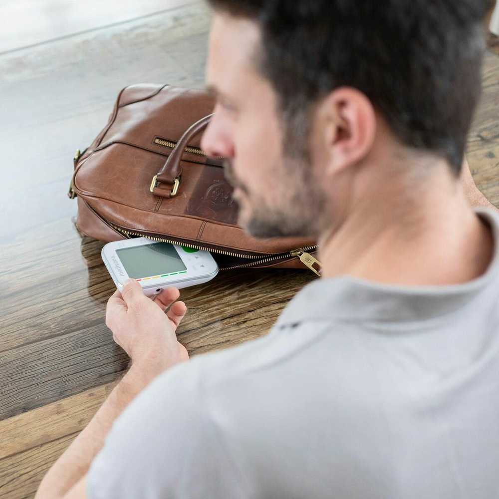 Kraujospūdžio matuoklis Medisana BU 570 Connect Viršutinės rankos kraujospūdžio monitorius baltas