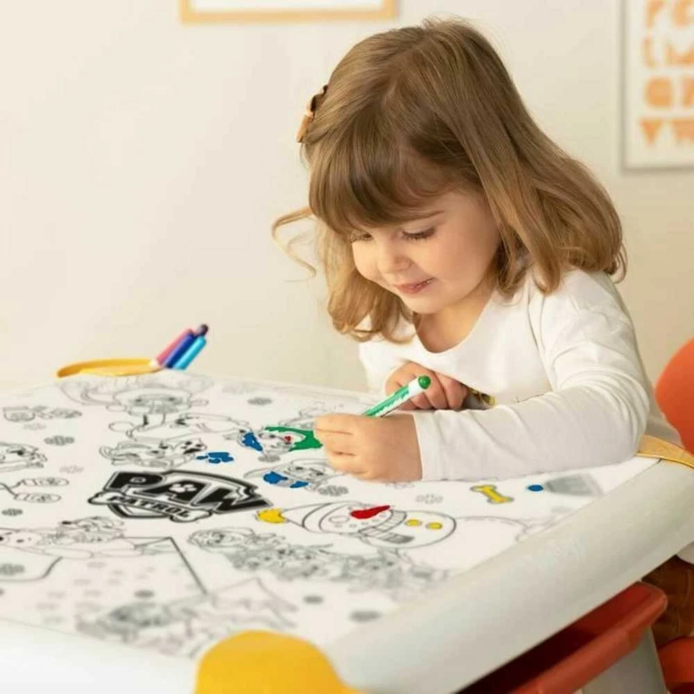 Paw Patrol spalvinimo lapas su mergaitės veikla
