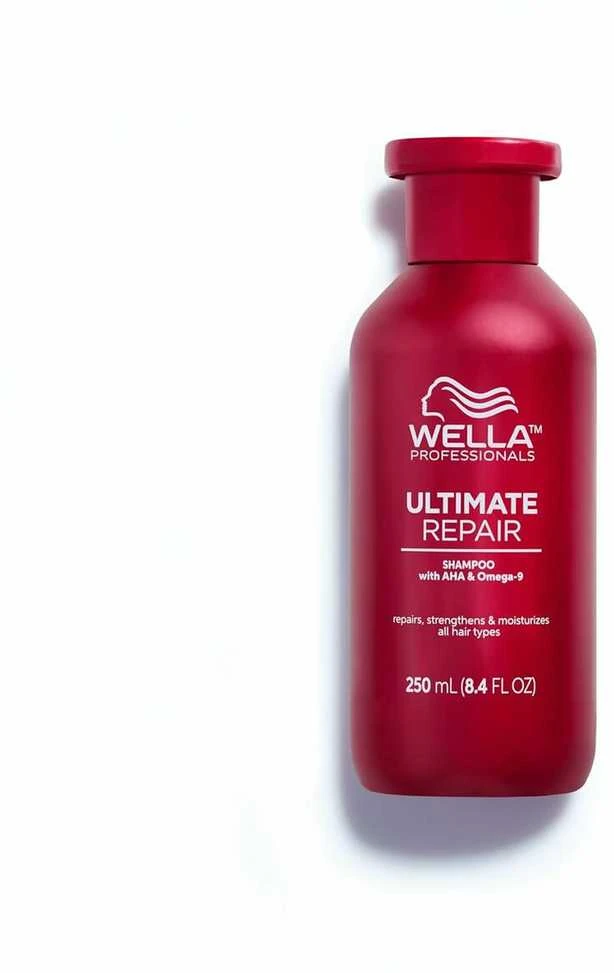 Wella Professionals Ultimate Repair Intensyvaus poveikio atkuriamasis šampūnas, 250 ml
