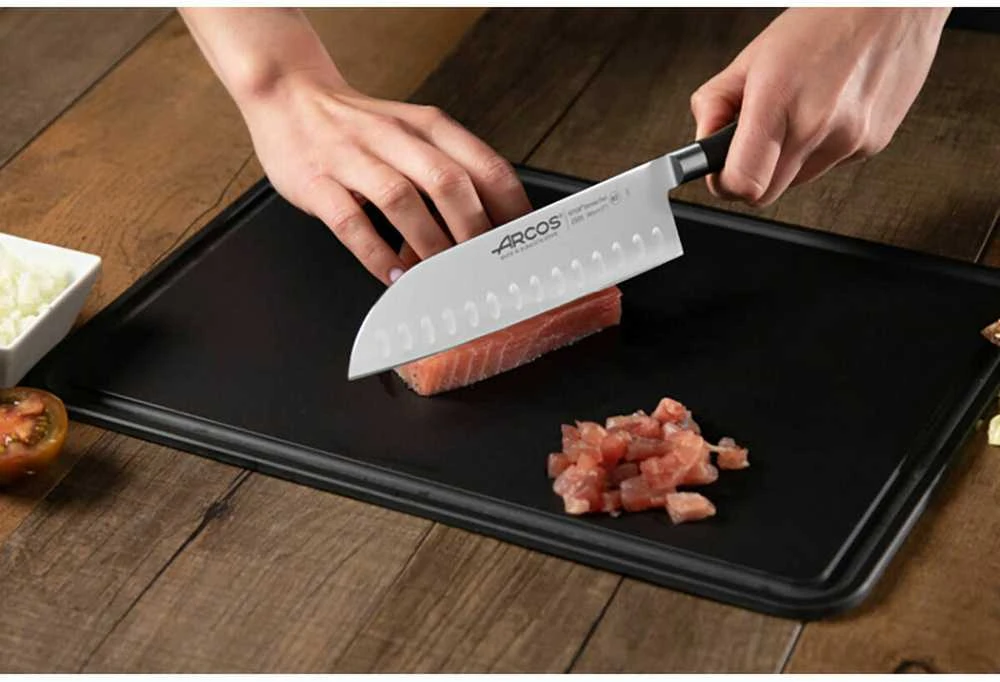 Arcos Riviera 180mm japoniškas Santoku peilis