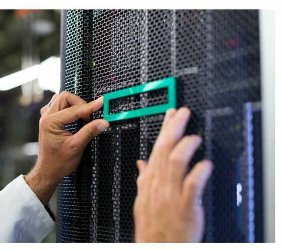 Hewlett Packard (HP) HPE DL360 Gen11 Stg Cntrl Ena-STOCK
