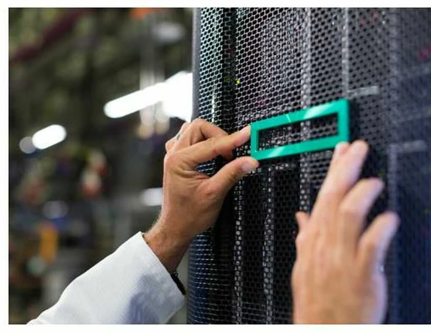 Hewlett Packard (HP) HPE ProLiant DL380 Gen11 standartinis šilumos šalinimo rinkinys (CPU, kurio TDP galia 150 W arba mažesnė)