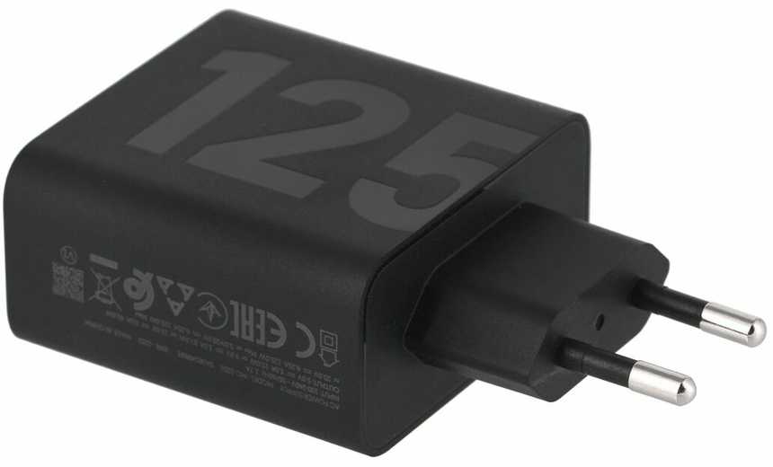 Motorola TurboPower kelioninis įkroviklis USB-C 125W su USB-C/USB-C kabeliu juodos spalvos