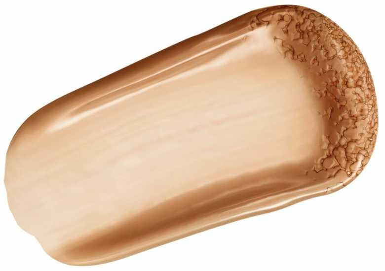 „Max Factor MIRACLE PURE“ drėkinamoji esencija #6 – vidutinio–intensyvumo 30 ml