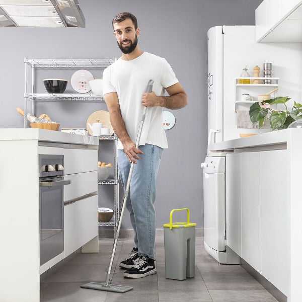 Šluota su dvigubo veikimo kibiru InnovaGoods