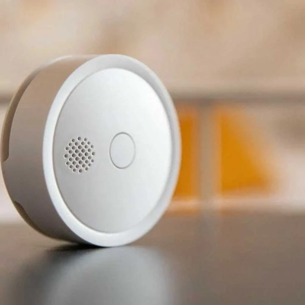 Shelly Plus Smoke Wifi dūmų sensorius / sirena