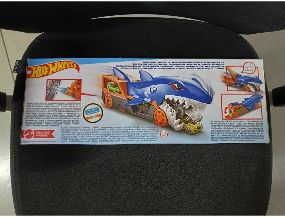 Mattel Hot Wheels „Ryklys transporteris“