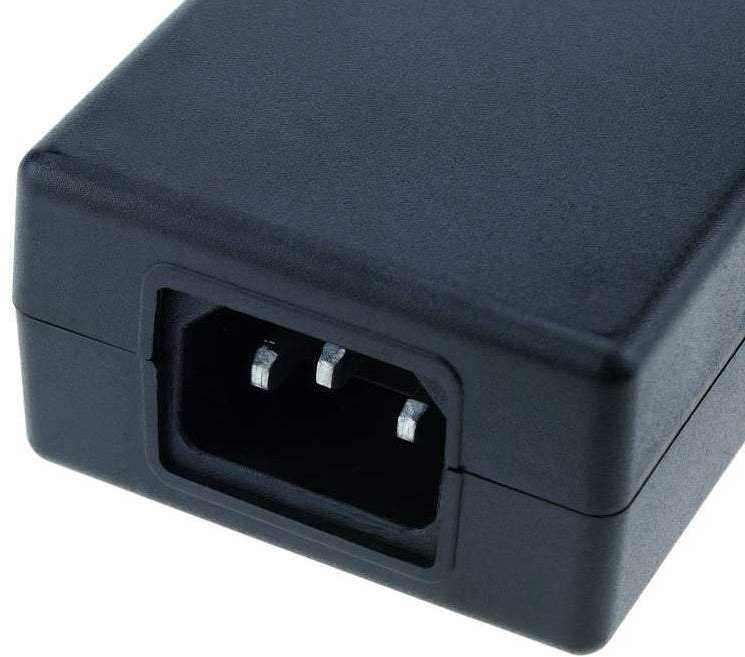 Universalus nešiojamojo kompiuterio įkroviklis