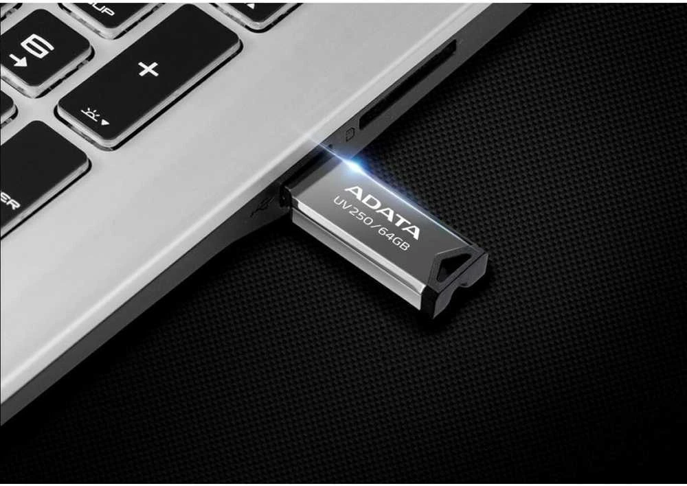 USB laikmena ADATA UV250 32GB USB 2.0